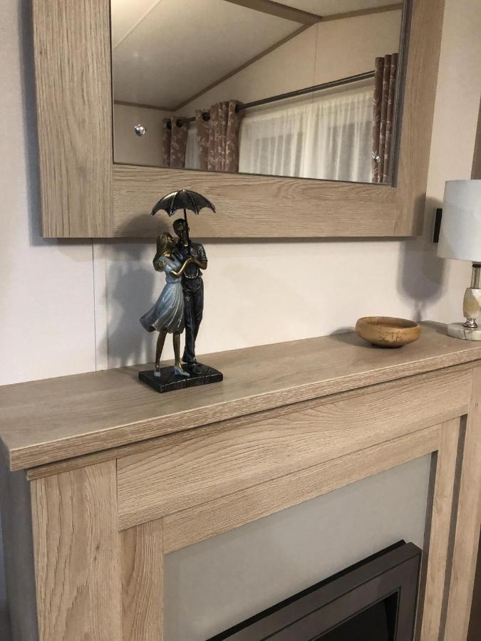 Luxury 2 Bedroom Caravan In Stunning Location Pitlochry Zewnętrze zdjęcie
